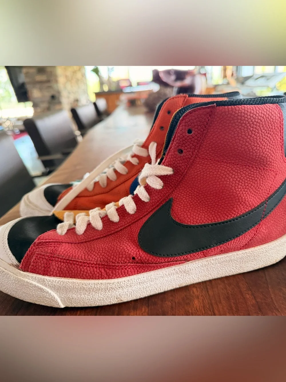 Nike bold multicolor